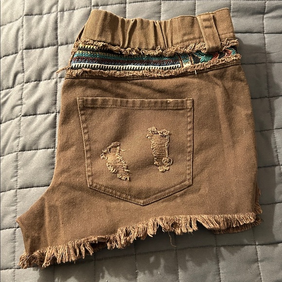 Miss Me brown Aztec cut off shorts TAG SIZE L-LARGE - Picture 1 of 16